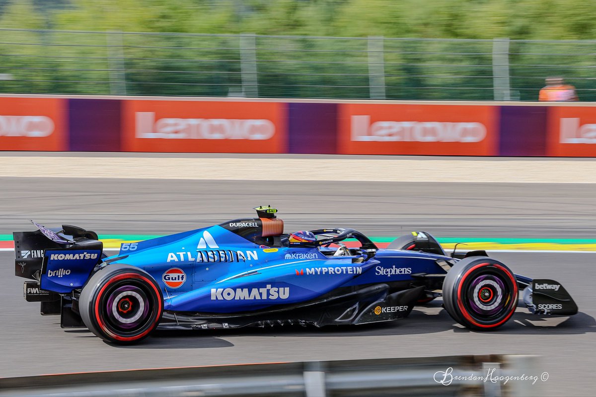 scottmoral29863's tweet photo. What a weekend for Carlos Sainz! Yesterday, he secured P3 at the Azerbaijan Grand Prix—his first podium with Williams. A flawless drive and a huge milestone for Carlos and the team! https://t.co/sTrVcDrZL0