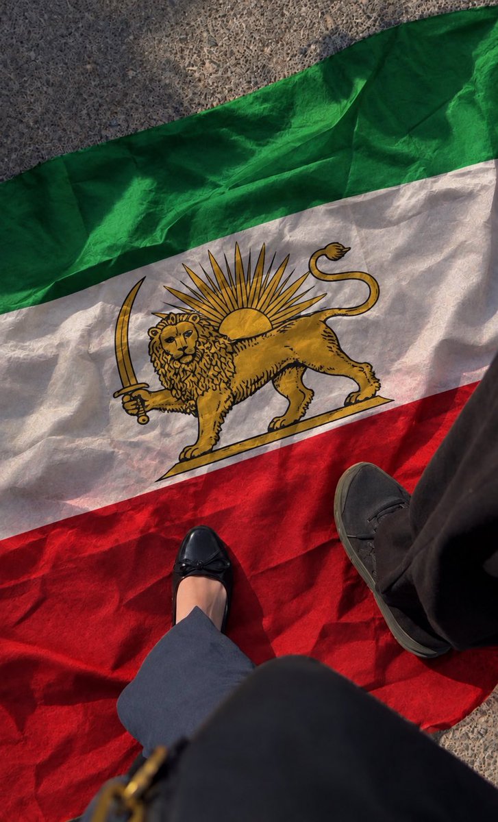 kurdishniggaa's tweet photo. ببین من خودم کُرد سنندجم . https://t.co/azD4Dgrmth