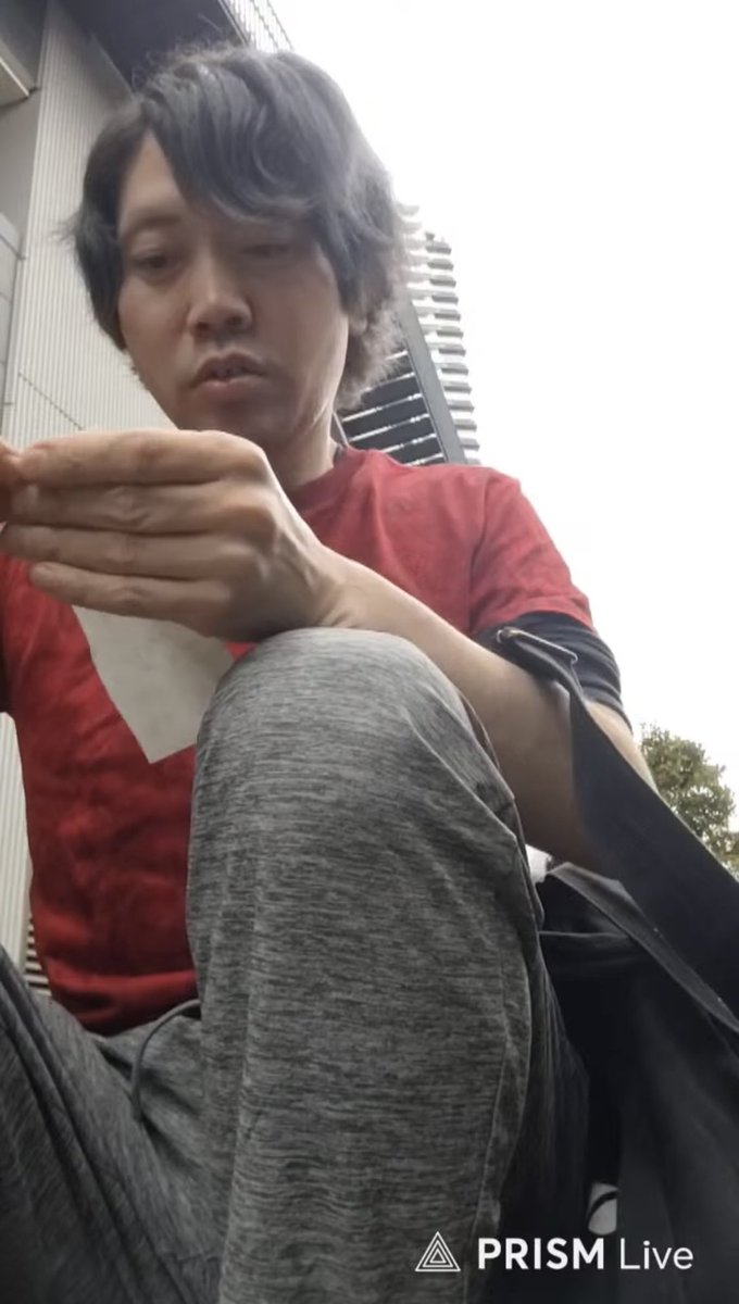 inosuke488z's tweet photo. @RvQQPbgFF915498 この服で目黒区目黒の道歩いたり飲食店入ったりしてたのか...凄いな！ https://t.co/CnrGq9TRY3