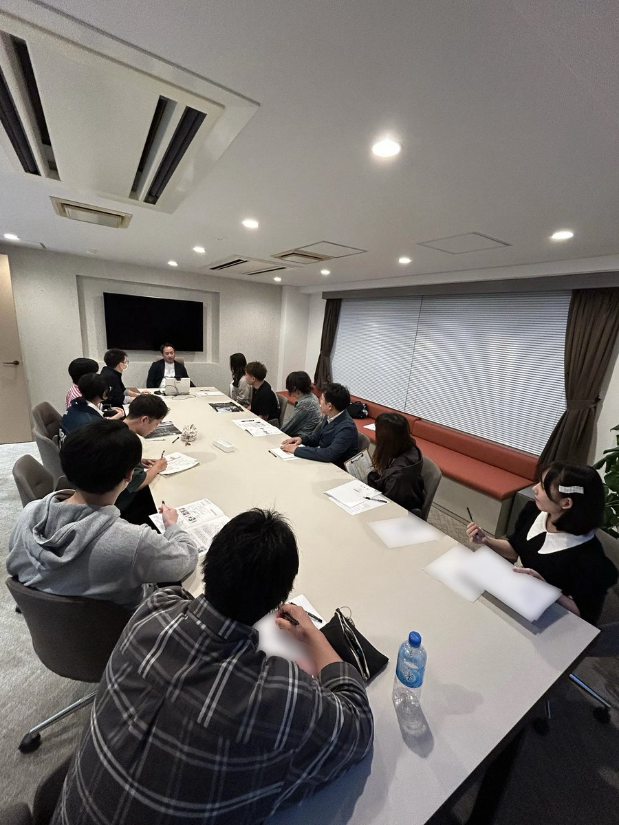 apteLab2026's tweet photo. 本日よりグループ説明会がスタートしました！！✨
1日に2回開催しています！👀

説明会後の入所オーディションにも多くの方が参加してくれました！📝

#アプトラボ #アプトプロ #声優養成所 https://t.co/y1uimKx0mR