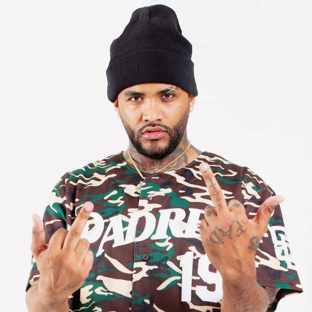 Twin_Szn's tweet photo. Joyner Lucas, Fireboy DML, J Balvin &amp; DaBaby’s “Time Is Money” has reportedly sold over 100K units in the US 🇺🇸 https://t.co/AgXt8JlhBu