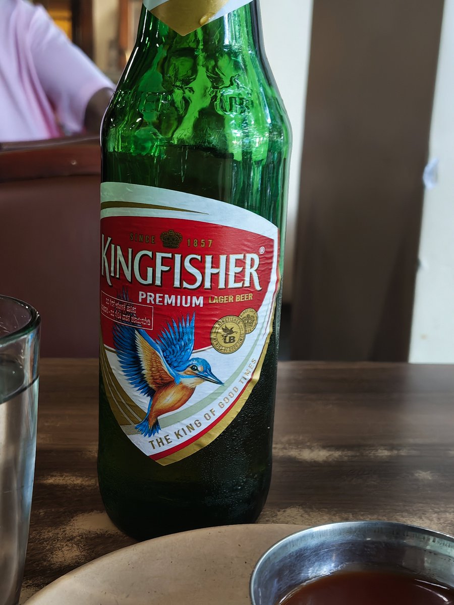 midasjuli's tweet photo. A piece of chicken
And a piece of history #koshys https://t.co/8IKQMbigz5