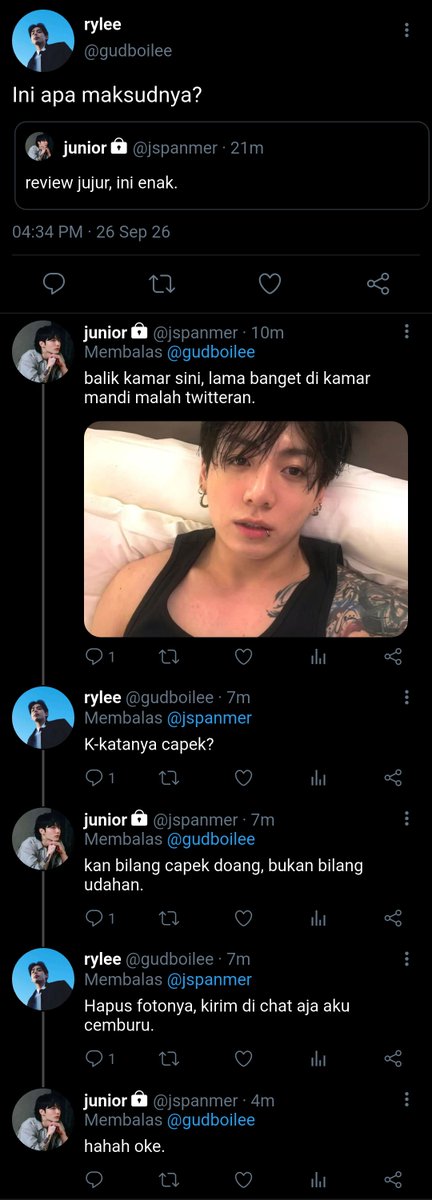 joliyeol's tweet photo. —sendirinya suka posting-posting. https://t.co/9VtGP4FJbR
