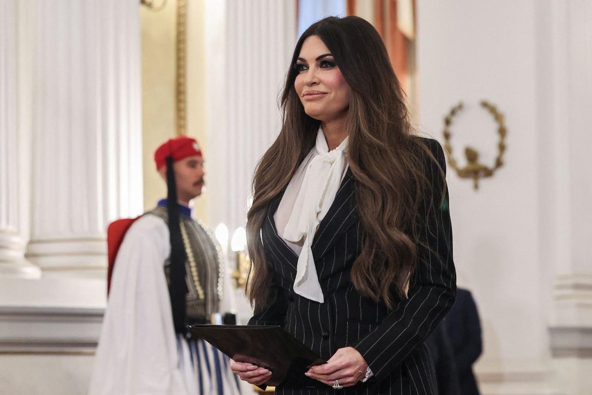 clashreport's tweet photo. Kimberly Guilfoyle, the U.S. ambassador to Greece, has faced scrutiny over remarks she allegedly made during a private dinner in Athens in March 2026.

The discussion at the dinner, attended by Greek and U.S. officials, turned to the collapse of the Romanian government. A person who attended the dinner and others briefed on the exchange said Guilfoyle remarked:

“We can do that to any country we want. We can do that here.”

The comment reportedly led to a tense exchange with Greece’s energy minister Stavros Papastavrou, who responded that the U.S. could not replace Greece’s government, which was elected by voters.

Source: WSJ