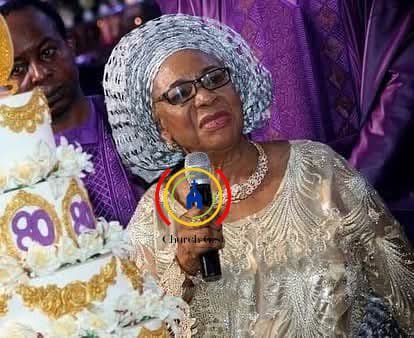 therealchurchg1's tweet photo. Breaking News:

Pastor Chris Oyakhilome's Mother, Deaconess Angel Oyakhilome Passes on to Glory at 88.

Rest in power, Mama.

#ChurchGist https://t.co/9j3yQVuVBd