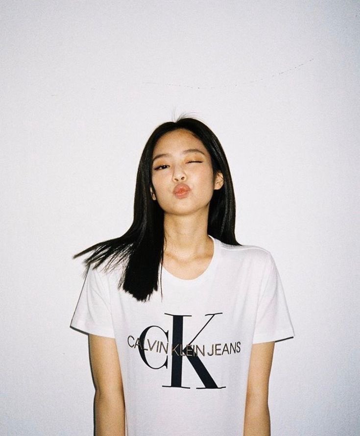 TaennieHQ's tweet photo. So cute 🫠 https://t.co/kBjQvrNcGP