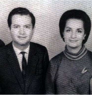 jsanchezcristo's tweet photo. 2, 26, 19, 29

mis números de la nostalgia. De la alegría por los buenos recuerdos de los mejores años vividos, pero especialmente de lo aprendido. 

Un día más sin ellos... https://t.co/NIdOl33HuY