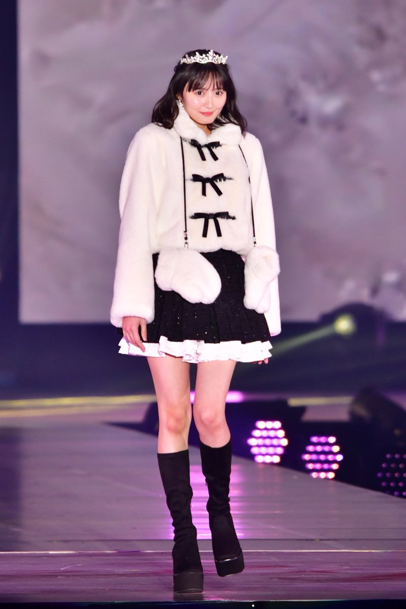 cinemalife_web's tweet photo. ˗ˏˋ Rakuten GirlsAward 2026 A/W ˎˊ˗
✨乃木坂46 遠藤さくら、ティアラをのせて冬ガーリーコーデ

▼ほかの写真・記事はこちら
https://t.co/jYGcpOXM39

#遠藤さくら #乃木坂46
#ガルアワ2026AW https://t.co/jU0fR5mTKF