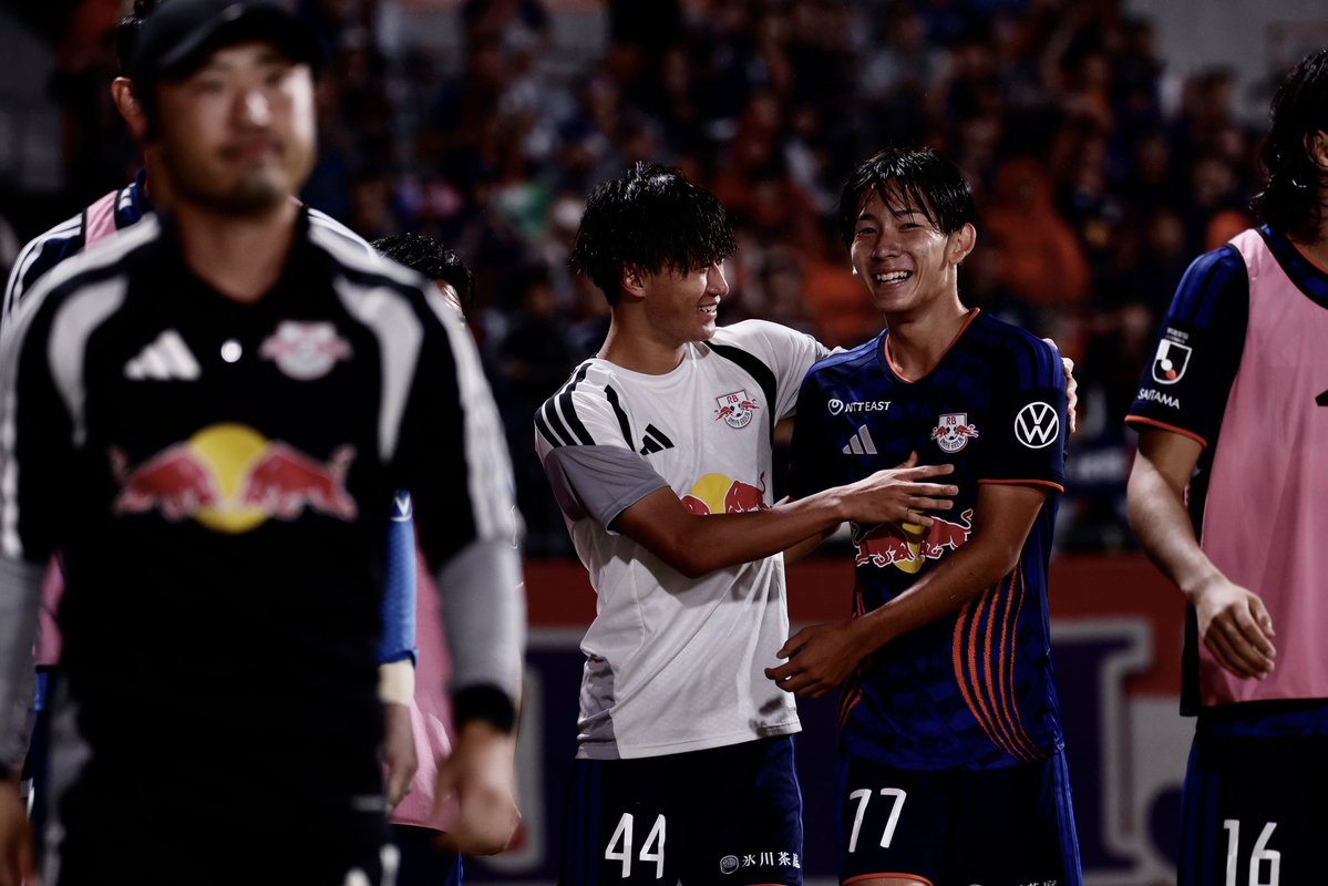 Ardija_Official's tweet photo. アディショナルタイム、18歳高校3年生 #小林柚希 のリーグ戦初ゴールで5-1🎉 https://t.co/GkvauPSbfc