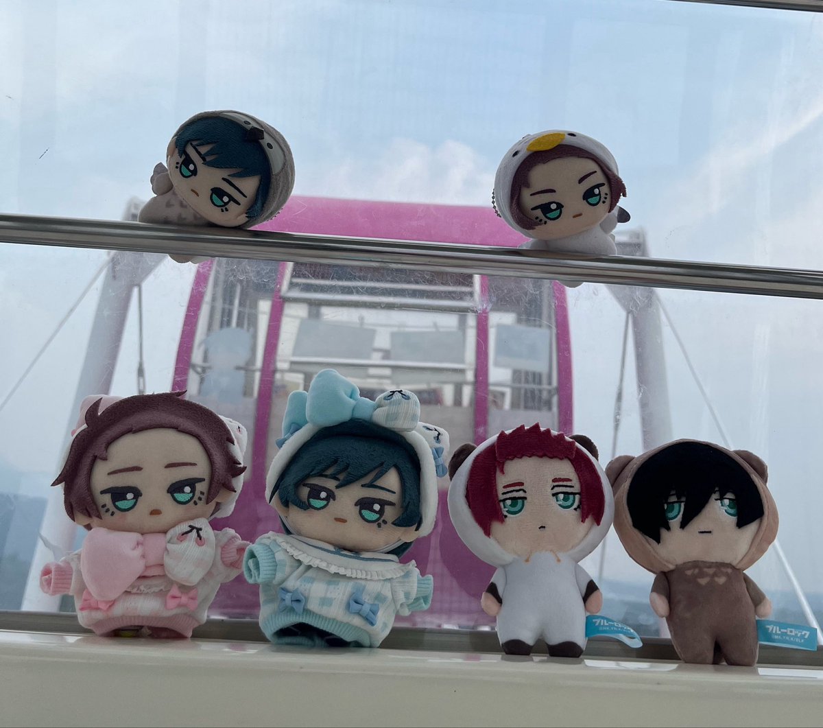 sumobu945's tweet photo. 沒想到劍湖山居然會跟柯南聯名！
園區裡一直放著柯南BGM  彷彿隨時會有兇殺案發生… https://t.co/NRfrasqzhO