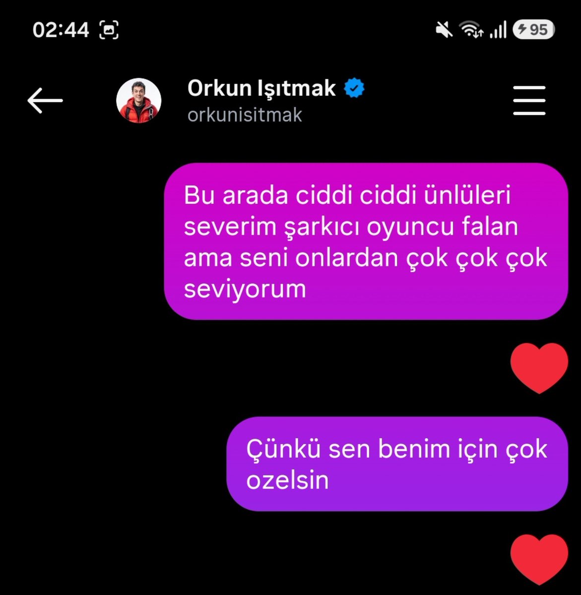fwe4ky's tweet photo. dün gece eski hesabıma girmek gibi bi hata yaptım ❤️ https://t.co/faQpsWkYT9