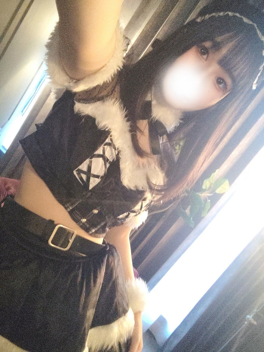 Honoka_QuQ2's tweet photo. 去年は黒猫サンタだったので

今年こそ赤サンタ着よ🎅 https://t.co/7pnqdXEDXJ