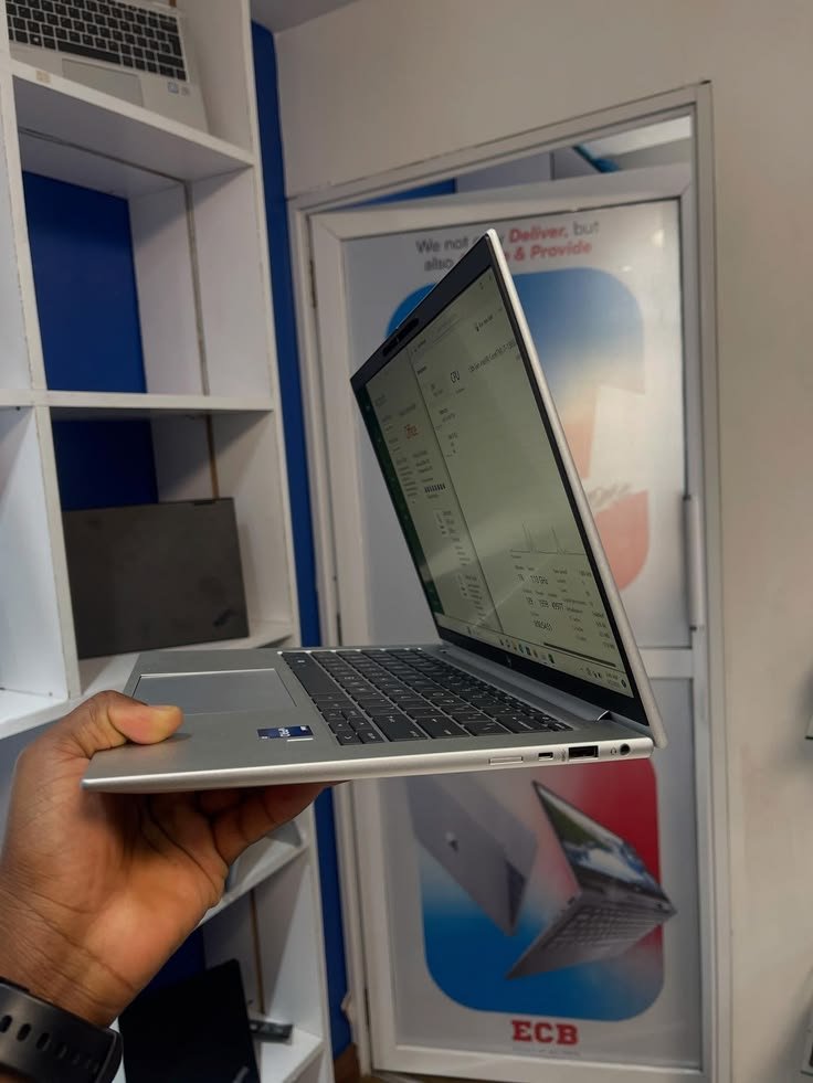 heismuzoo's tweet photo. Hp elitebook 16ram 512ssd Core i7 10th generation touchscreen Windows 11 ideal for studies, business, programming, research etc .
Whatsapp 0770130520 https://t.co/ky3x9OqwL9