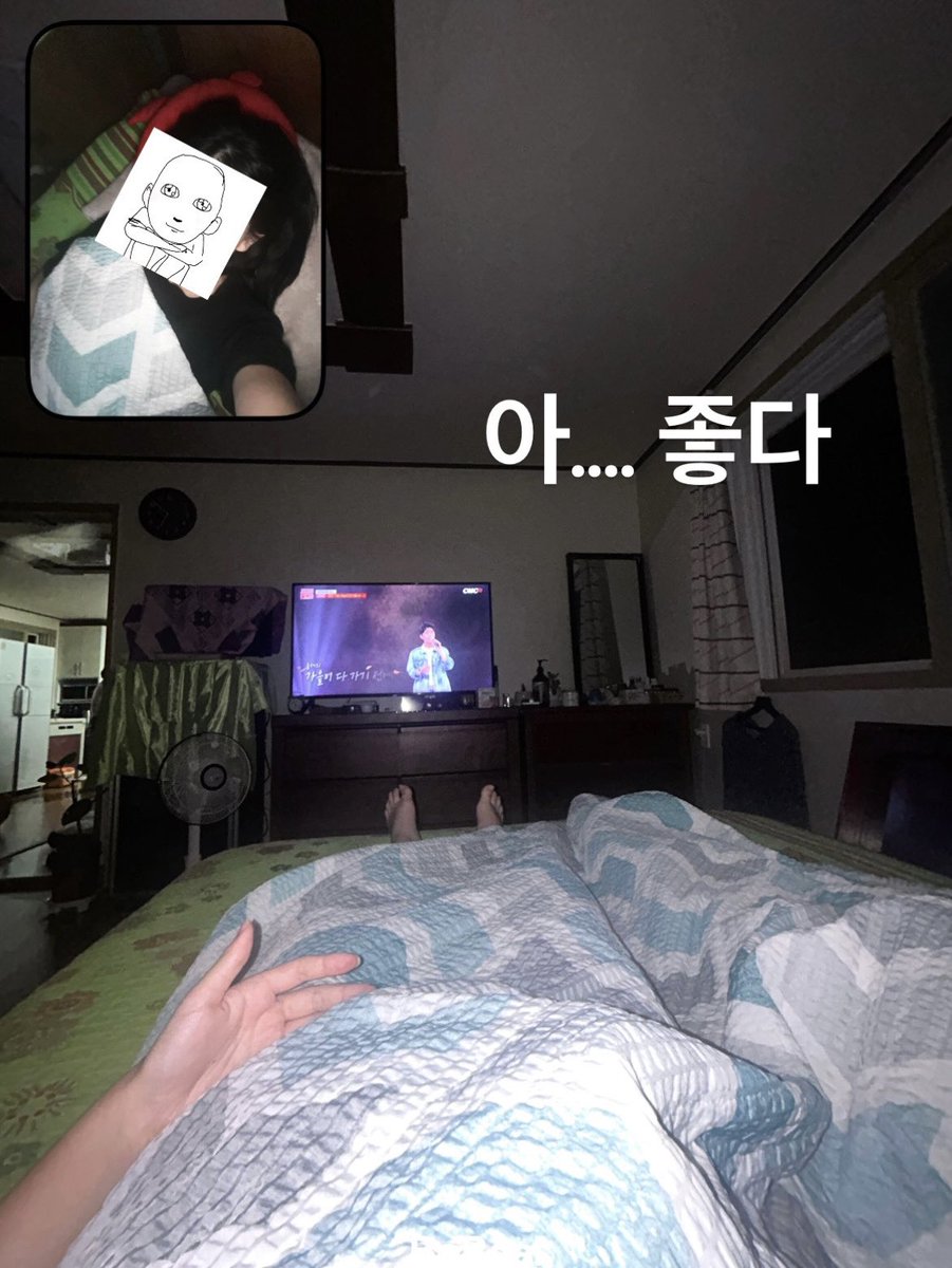 yfilune's tweet photo. #추석 할머니집 👩🏻‍🍼👩🏻‍🍼🐖👵🏼♥️💕💕 https://t.co/WZRvfruyve