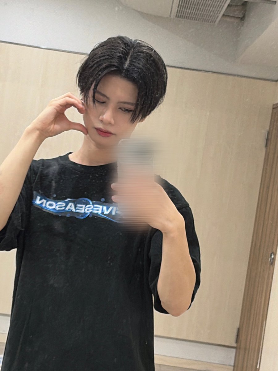 NOAH_five's tweet photo. 交流会ありがと〜
今月最後のライブが雨でなくなっちゃいました😭
それでも写真撮りに話しに来てくれてありがとね
来月もがんばります🔥 https://t.co/jL8zDJq8lH
