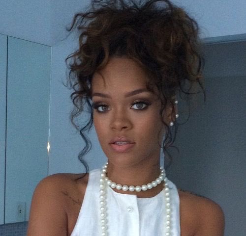 reininavy's tweet photo. rihanna, nyc (2014) https://t.co/WnM49jBl3V