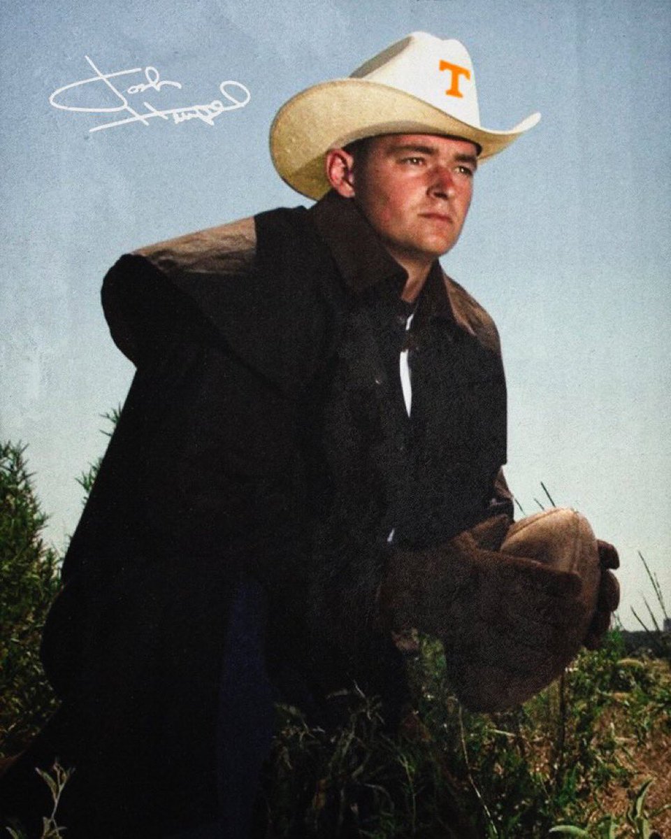 VOLatileFan's tweet photo. Good morning, Vol Nation. It’s time to kick some Texas ass. https://t.co/MgE2EEMWiJ