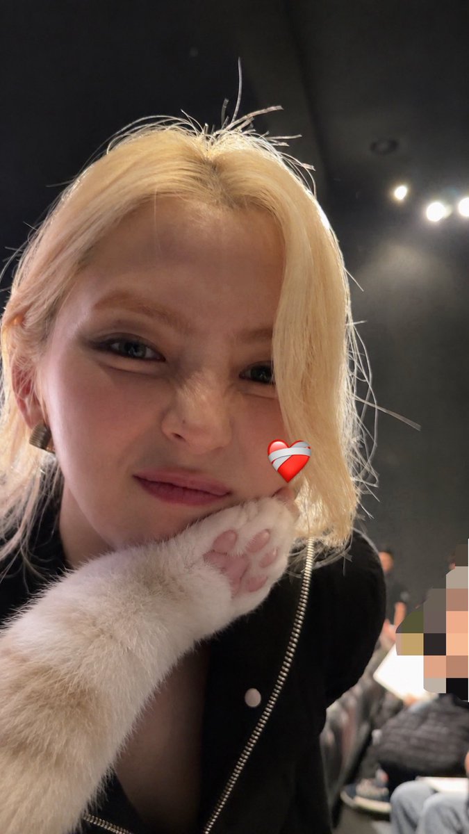 khnlver's tweet photo. 소희언니♡나
#한소희 https://t.co/YYrXxaIXcB