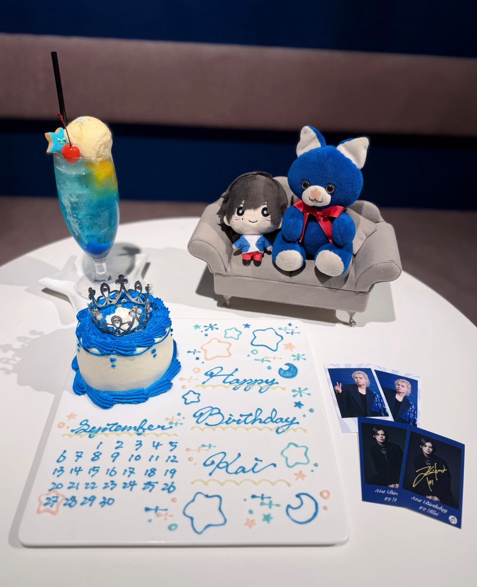 O2i4tw's tweet photo. ⠀∧,,,∧
 (  ̳• · • ̳)
  /    づ🧁💙 \ _____________
                   ㅤ（ #HAPPY_KAI_DAY♡ ） https://t.co/Pb9sqk1ksc