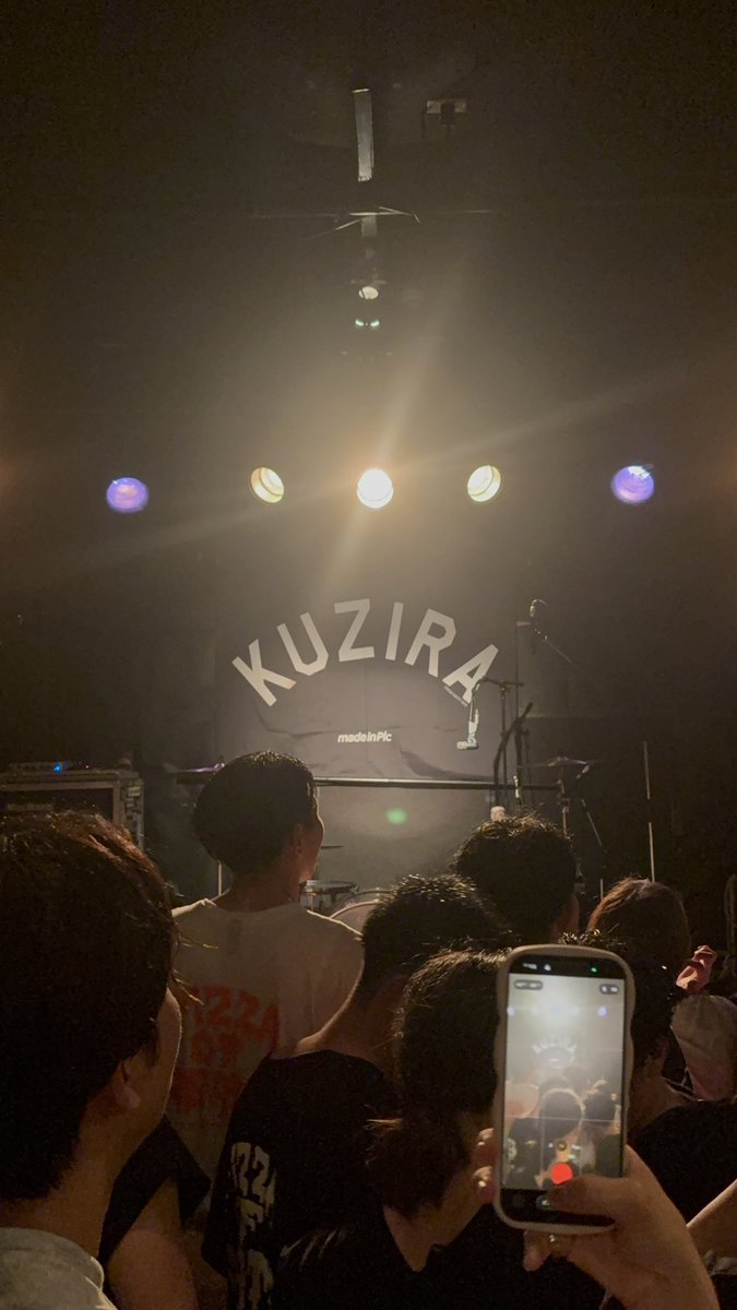 vllill1x's tweet photo. KUZIRA " Not as Mad Tour " 💫 https://t.co/8NbbnDhlfX