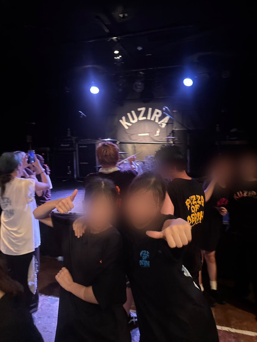 vllill1x's tweet photo. KUZIRA " Not as Mad Tour " 💫 https://t.co/8NbbnDhlfX