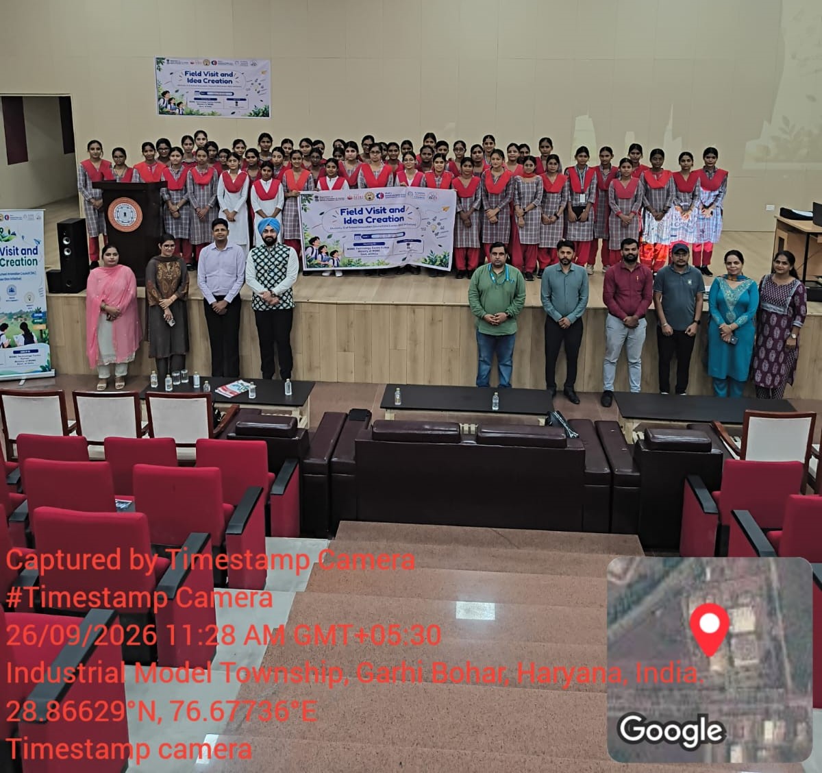 msmetcrohtak's tweet photo. Activity–2 | School Innovation Council (SIC) under DICE Initiative
🏫 PM SHRI Govt. Girls Sr. Sec. School, Model Town, Rohtak
🔍 Field Visit &amp; Idea Creation 💡
As part of the DICE Initiative, students participated in Field Visit and Idea Creation, providing them an opportunity https://t.co/Vf4njmAiWr