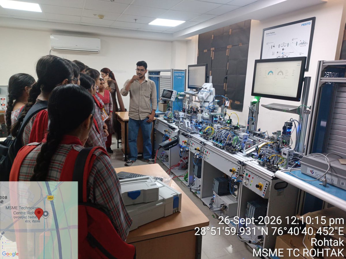 msmetcrohtak's tweet photo. Activity–2 | School Innovation Council (SIC) under DICE Initiative
🏫 PM SHRI Govt. Girls Sr. Sec. School, Model Town, Rohtak
🔍 Field Visit &amp; Idea Creation 💡
As part of the DICE Initiative, students participated in Field Visit and Idea Creation, providing them an opportunity https://t.co/Vf4njmAiWr