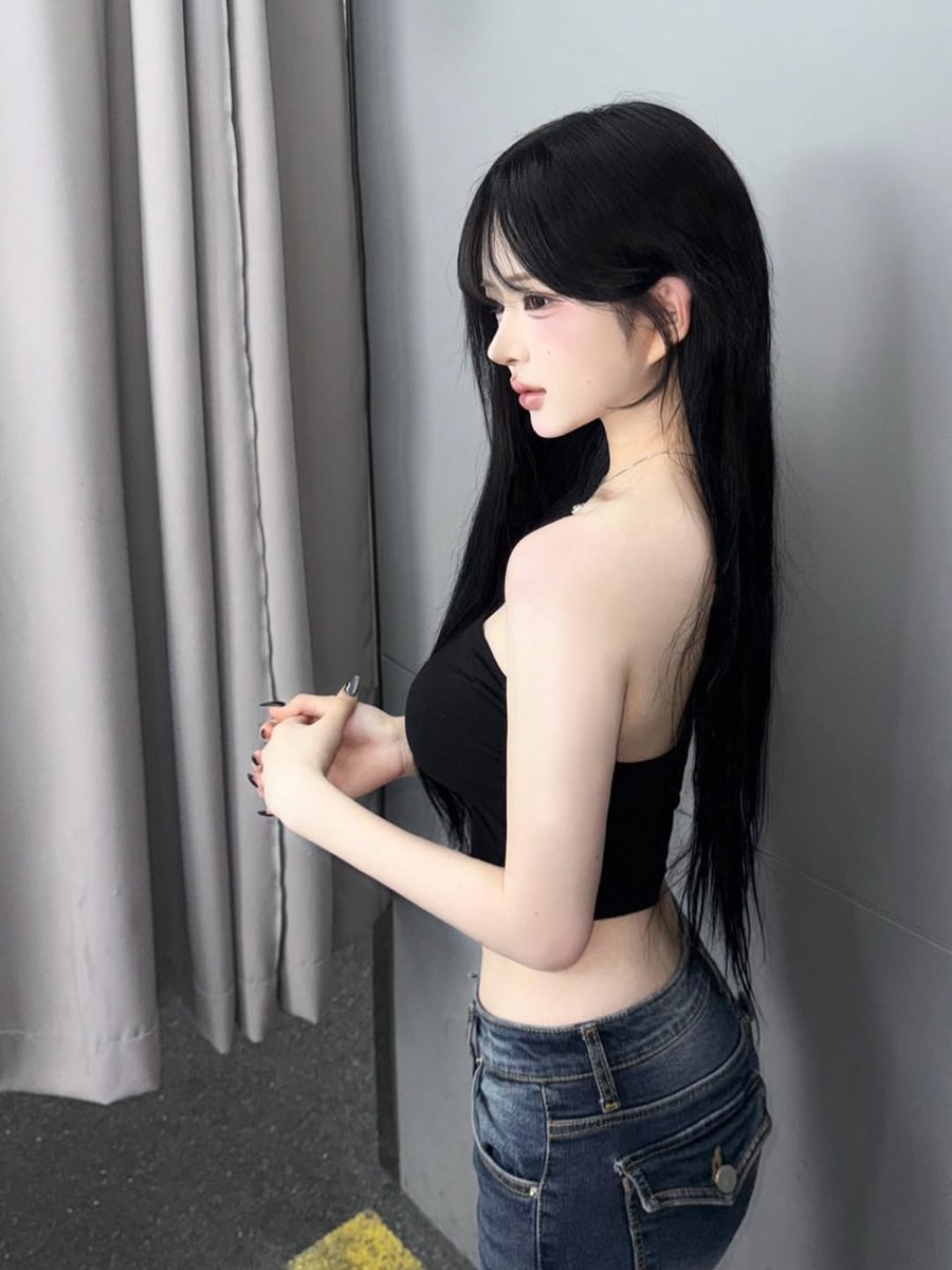 jbj222224's tweet photo. 10 이주은
#지인박제 #지인상납 https://t.co/PIz4gZOKQK