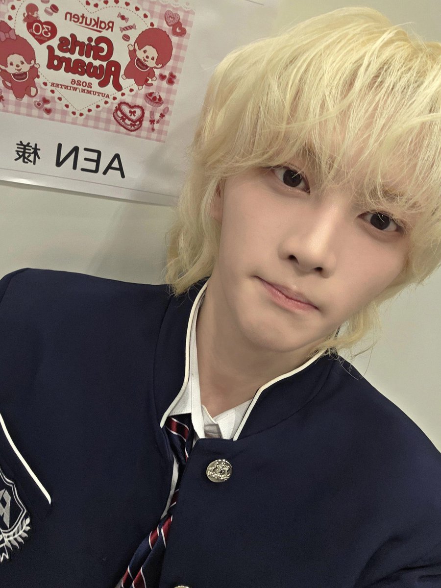 pangilii's tweet photo. 졸귀찌 https://t.co/CaQUaVkWRJ