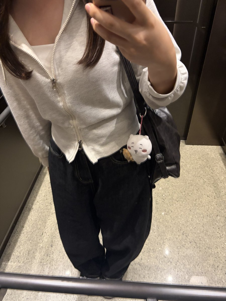 ladi01_'s tweet photo. 하루종일 치이와 함께했어요ෆ https://t.co/qpUYirdqMm