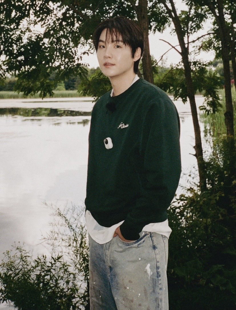 mvsugay's tweet photo. This genre of yoongi looking extremely boyfie material will always stay in my head rentfree https://t.co/SYoWmxL0pz