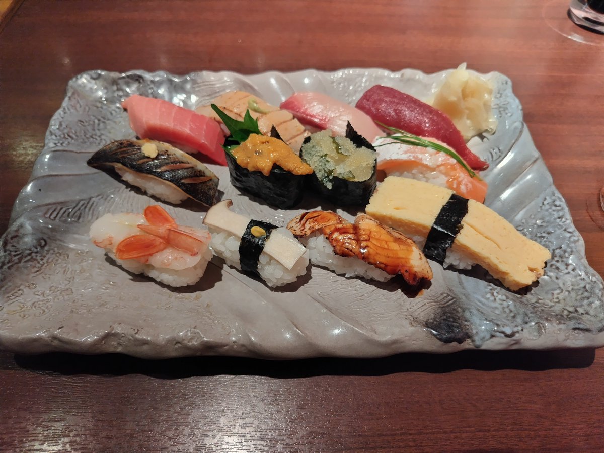 hakomotom's tweet photo. お昼に今年最後の冷やし中華を作って夏とさよならしたので、夜は秋のお寿司を食べます https://t.co/iVgCgbCnD2