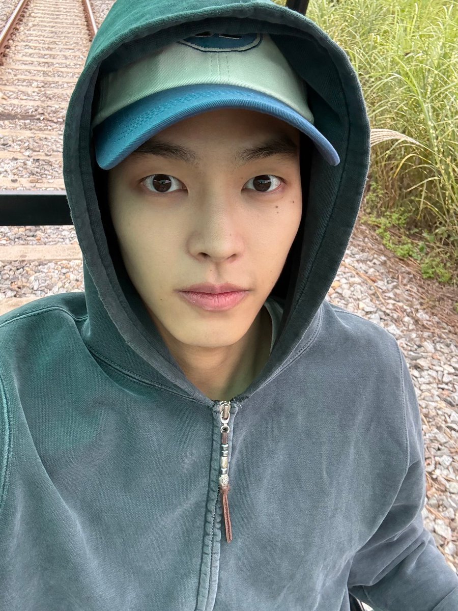 rqoerc's tweet photo. 추석선물너무좋고... 얼굴진짜개좋다😁😁 https://t.co/7RzFxulowv