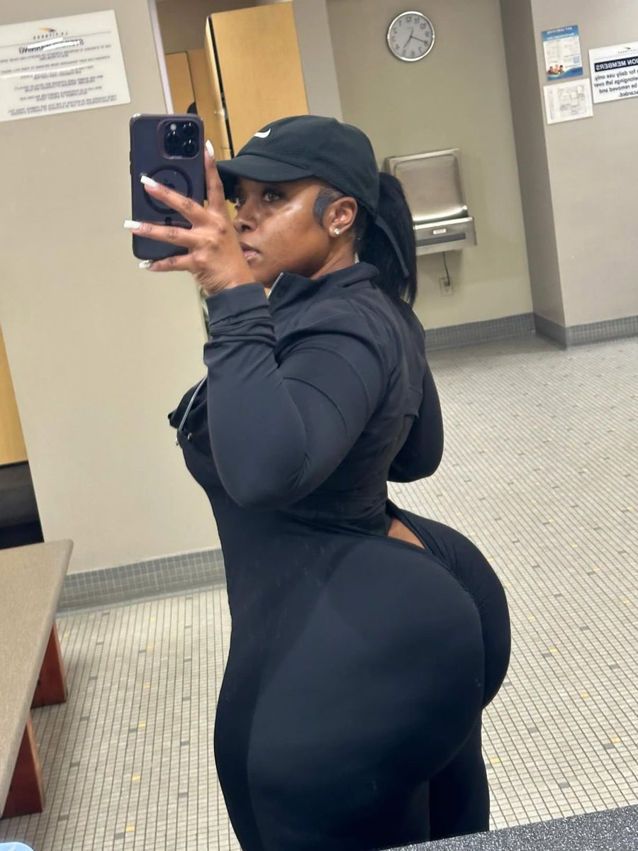 londondagreatt's tweet photo. ๐ช๐พ Gym Day Dump ๐
#gymdump #gymgirls #gymootd #itsthique #physiques https://t.co/rPZt2ktZlW