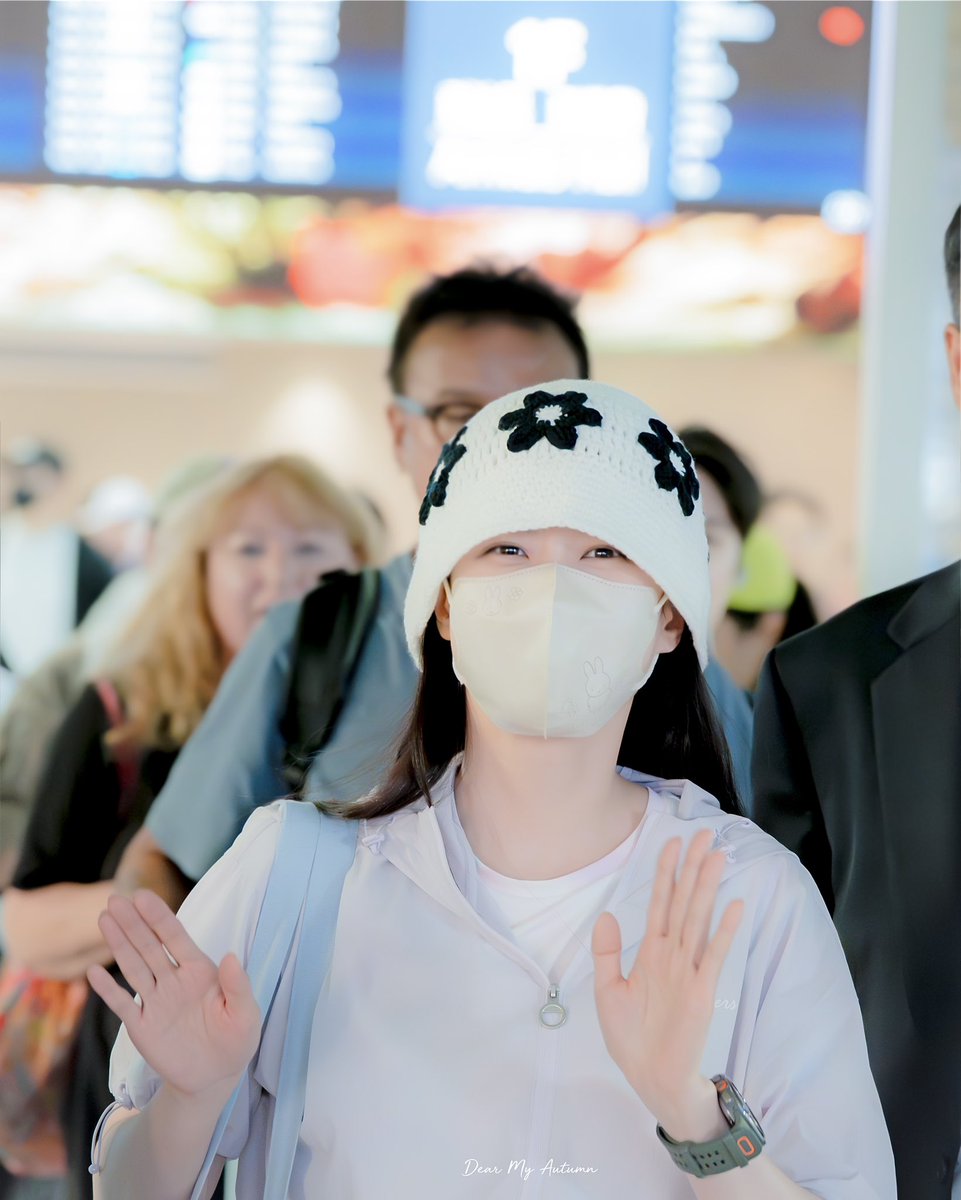 Dearmyautumn94's tweet photo. 260914 ICN 입국 ✈️
#박은빈 #parkeunbin https://t.co/c2P93X9SyM