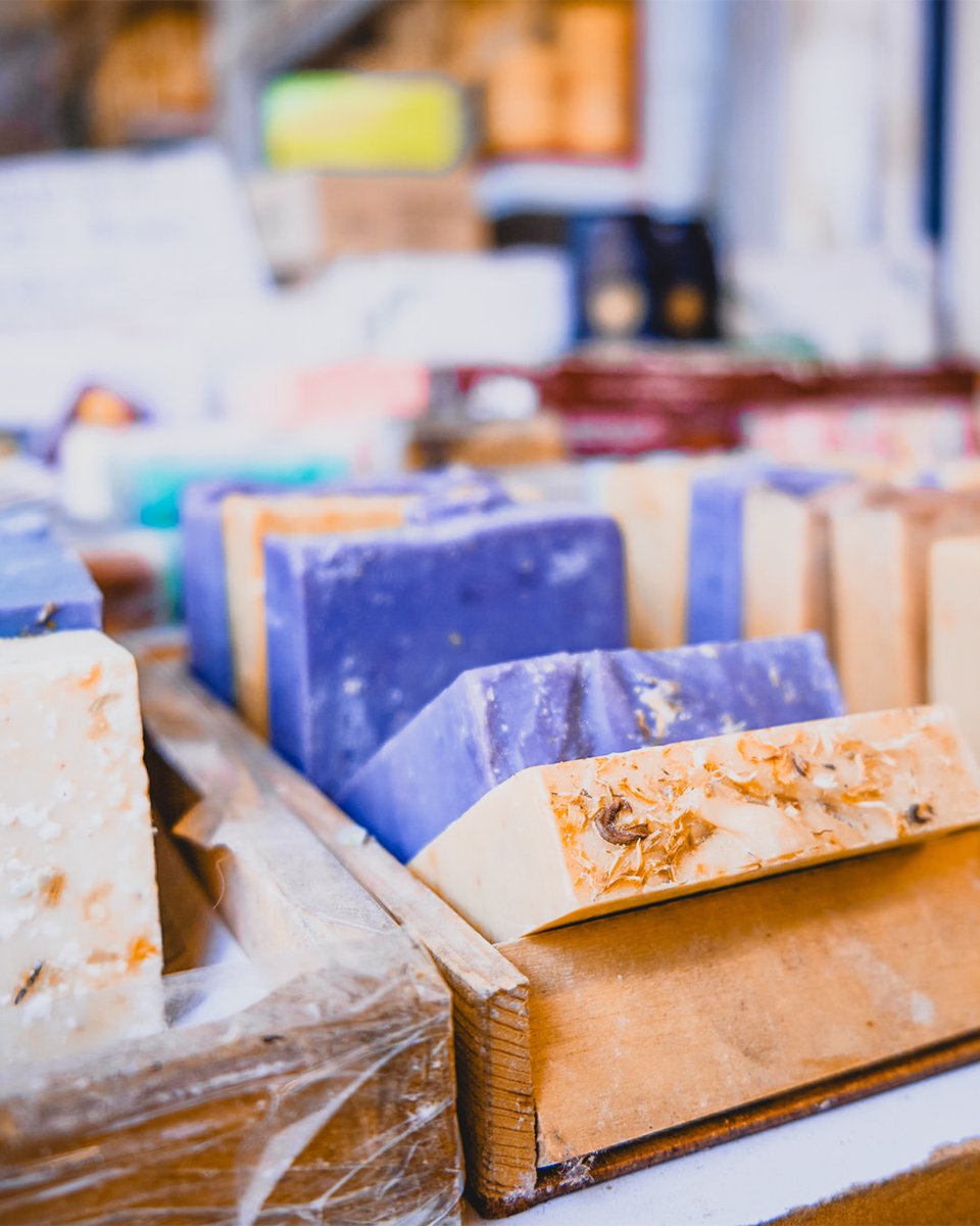 GoTurkiye's tweet photo. A little piece of Mardin deserves a place in your suitcase. ✨
Bittim soap, blue evil eye charms, and iconic blue almond candies—local favourites that keep the Mardin feeling alive long after your trip. #Mardin

For more, follow:
https://t.co/NZjHpqd0LL https://t.co/JMCdD1BbzF