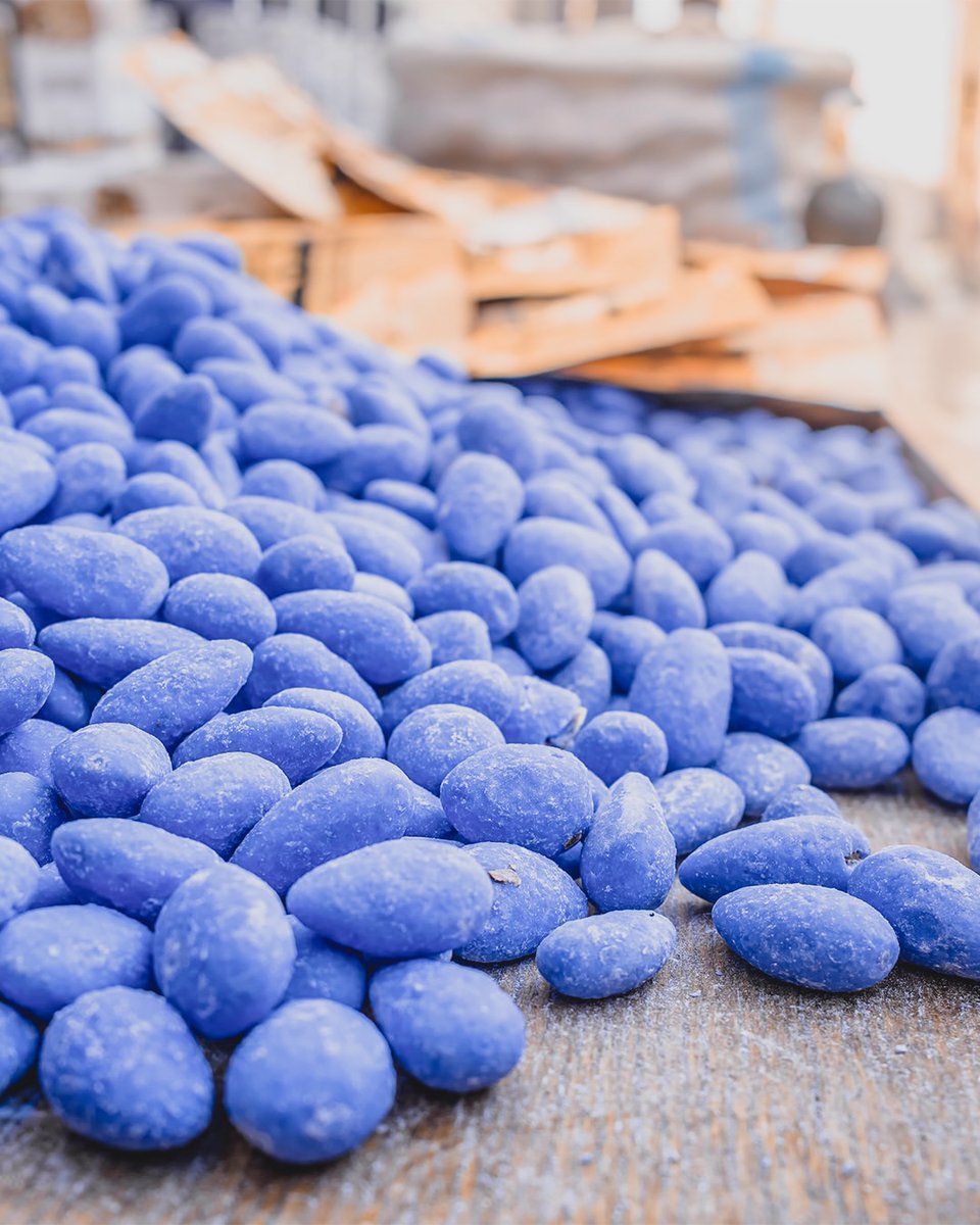 GoTurkiye's tweet photo. A little piece of Mardin deserves a place in your suitcase. ✨
Bittim soap, blue evil eye charms, and iconic blue almond candies—local favourites that keep the Mardin feeling alive long after your trip. #Mardin

For more, follow:
https://t.co/NZjHpqd0LL https://t.co/JMCdD1BbzF