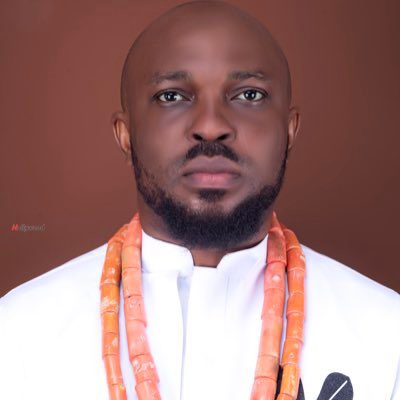 prince_ironsi's tweet photo. Peter Obi became Fidelity bank Chairman at the age of 34, What does Lawrence Okoro do for a living? https://t.co/wJ9Vv5n9T8