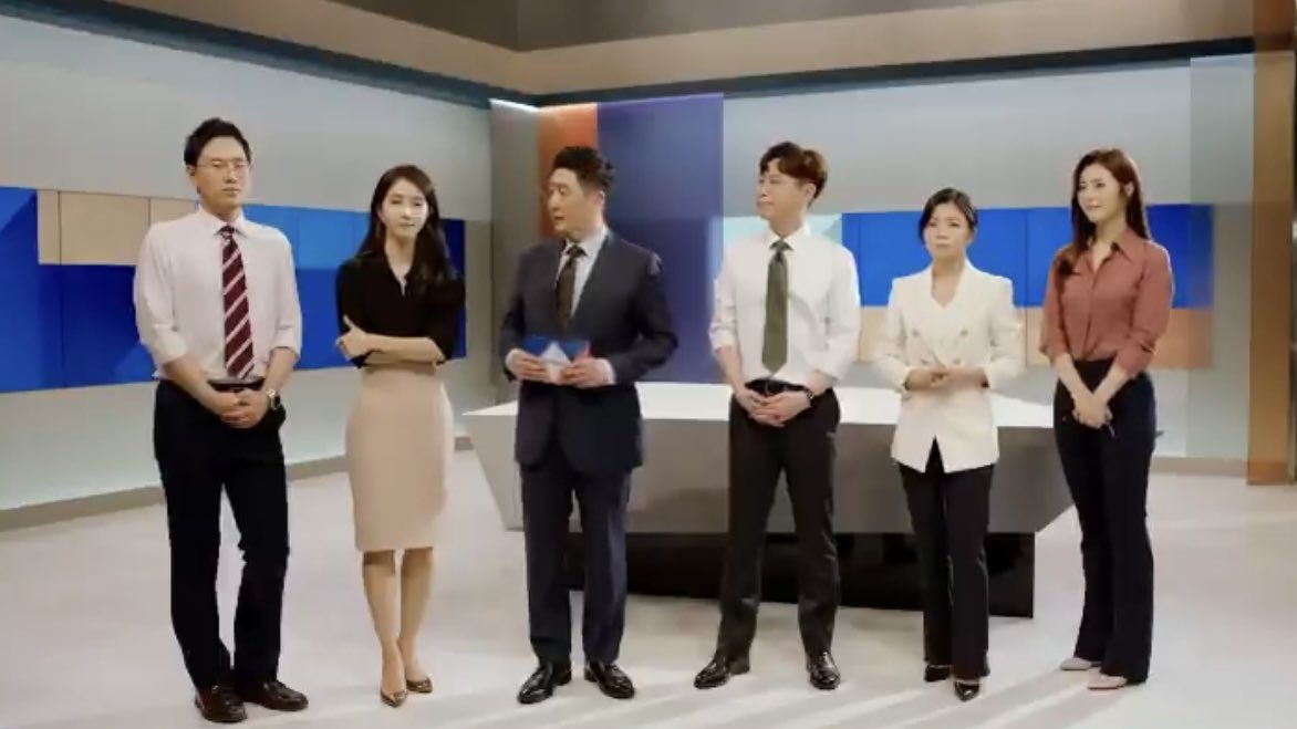 w0menluv's tweet photo. 내게 있는 유일한 투샷(그냥 단체사진이죠 .. https://t.co/sFx8rxJxz6