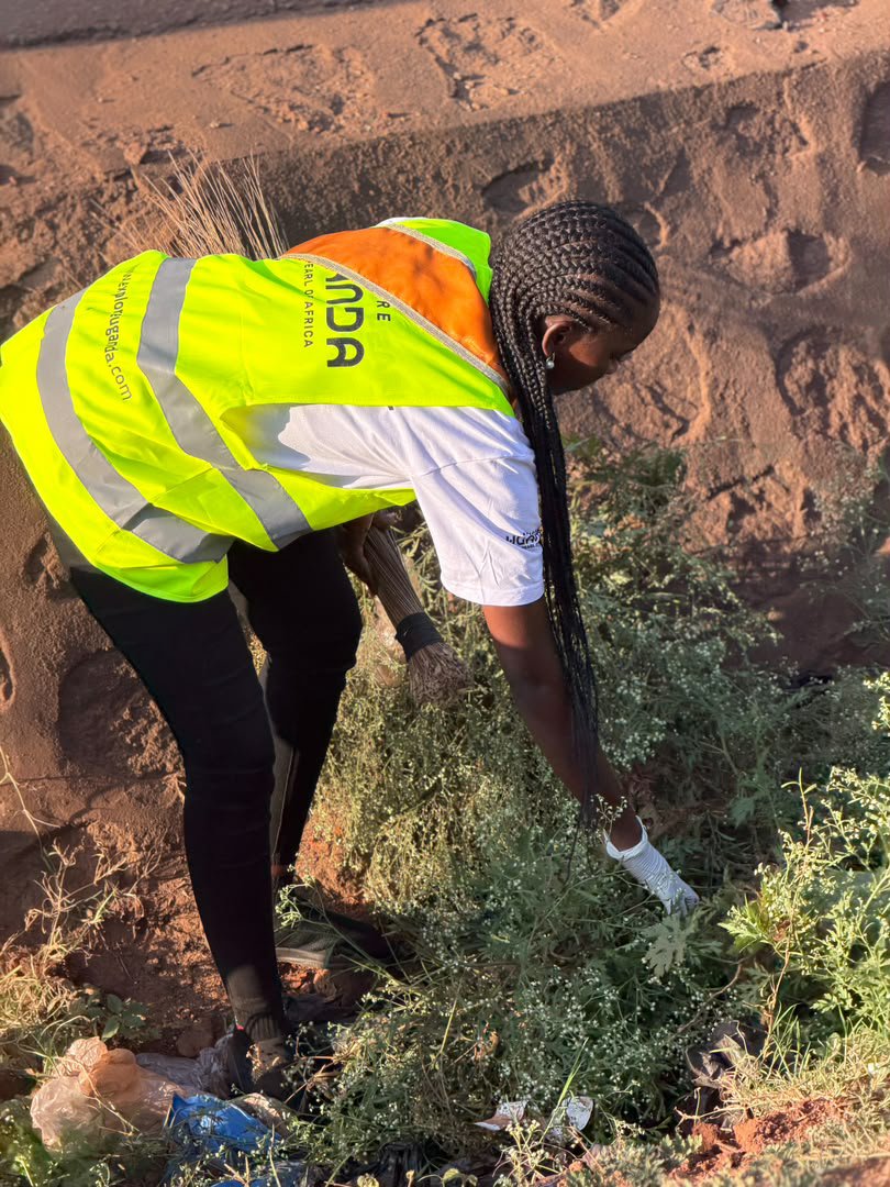 Queenrahmah2026's tweet photo. A beautiful destination deserves a clean environment. Every sweep, every effort and every helping hand counts as we prepare Mbale to host World Tourism Day. #WTD #MissTourismUganda2026 #Mbalecity @misstourismUga @MTWAUganda @TourismBoardUg @ugwildlife @UWEC_EntebbeZoo https://t.co/SRXOiNQNfp