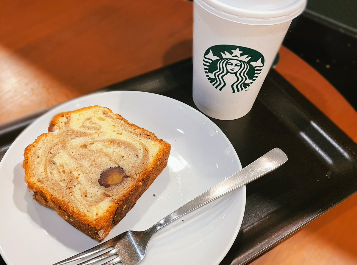 cheese_eng_cafe's tweet photo. 週末の勉強Time📚
お気に入りマロンでチャージ🌰✨

モチベの上げ方がわかると、
勉強もグッと捗る👩‍💻✨

#勉強時間  #モチベは大事 
#スタバ  #マロン好きすぎるw https://t.co/z4oF2l89hN