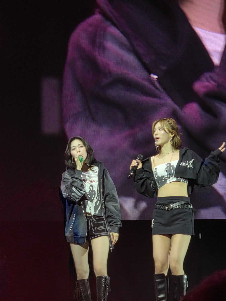Makudi_'s tweet photo. [260917] ITZY 3RD WORLD TOUR  IN FRANKFURT

Ryujin &amp; Yeji

#ITZY #있지 #ryujin #yeji #ITZY_TUNNELVISION #ITZYinFrankfurt https://t.co/Z4AtuQdzPy