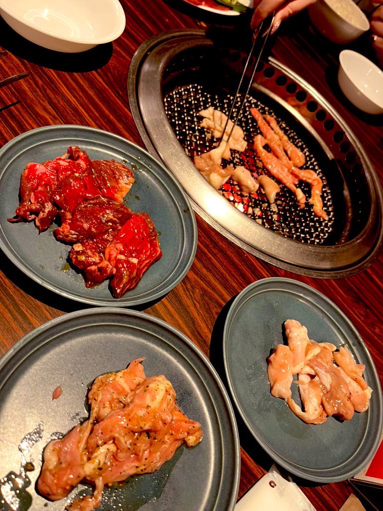 mmm_yu_ri's tweet photo. 仕事終わりの やっきにくぅ〜🥩🔥 https://t.co/hr4h8MFsjx