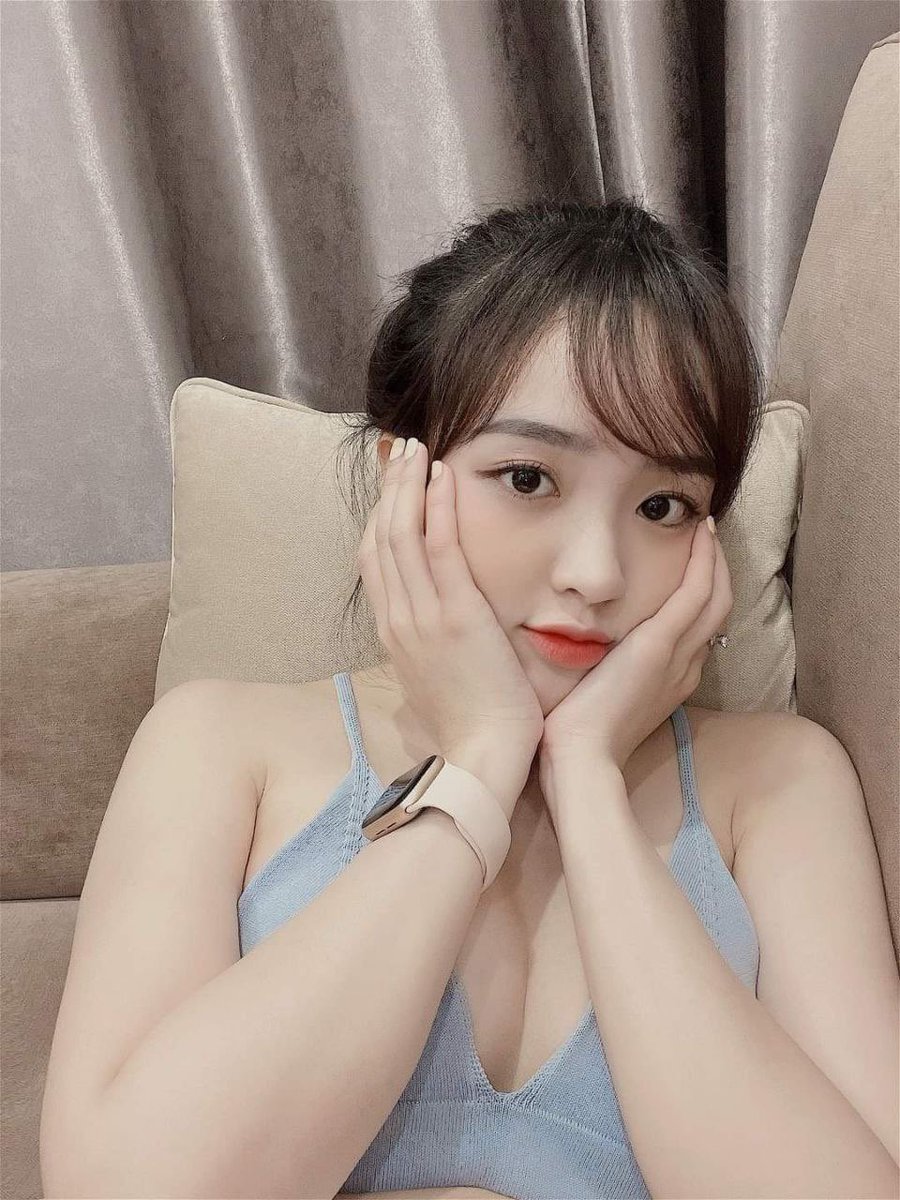 trapboyyyyyyyy's tweet photo. Lòn líiiiiiii ib đi các vợ ơi 🙊 https://t.co/YWiga6uIeV