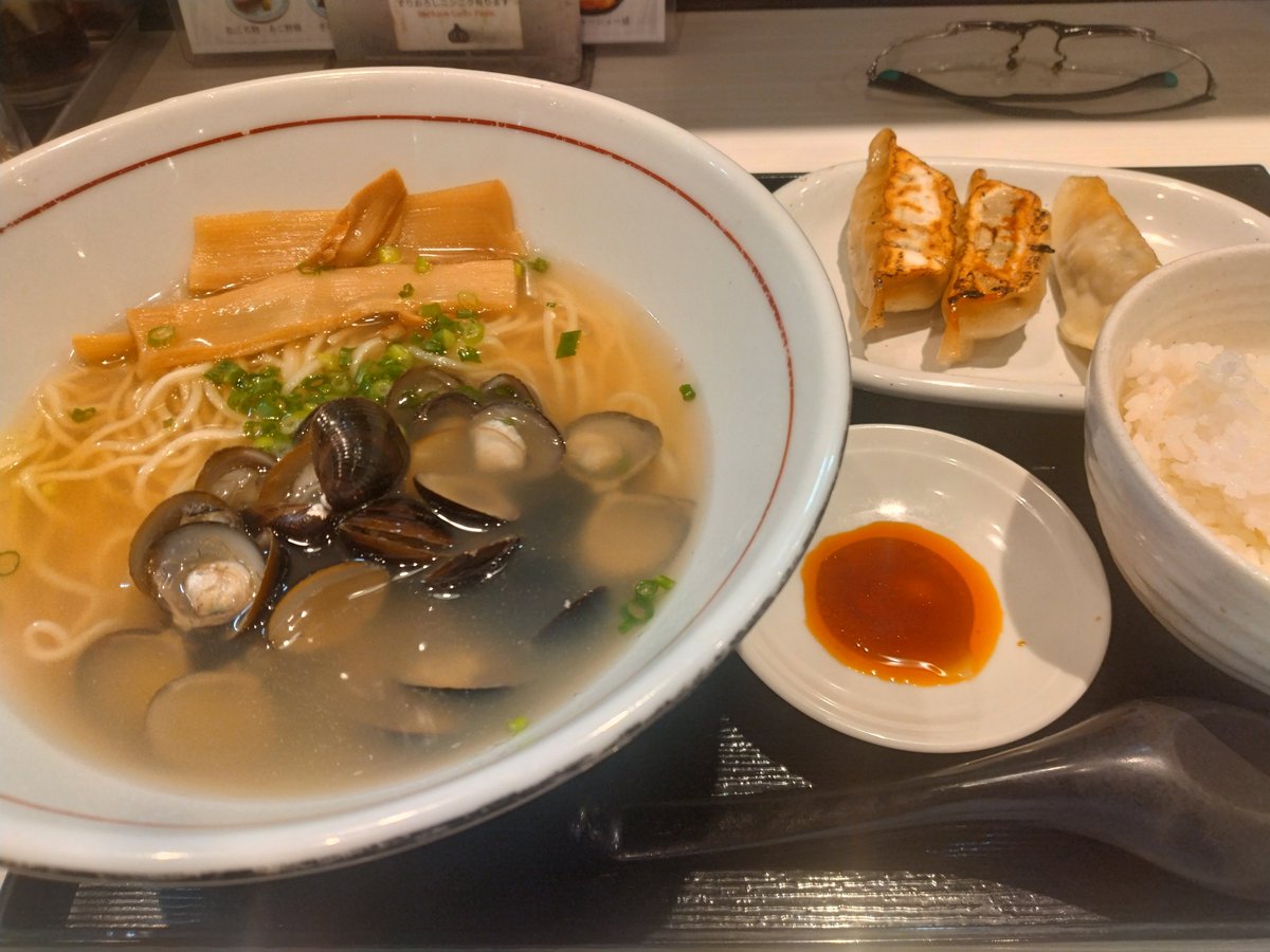 Neoyam's tweet photo. しじみラーメン🍜 https://t.co/ytV4sx1ePD