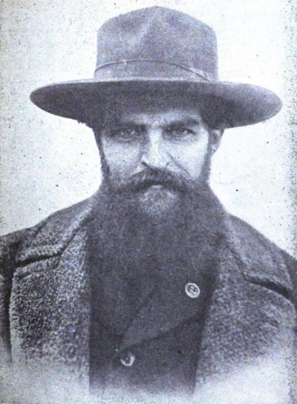 TiredMonarchist's tweet photo. @middlehegelian His cause lives on https://t.co/4euR6jWwIl