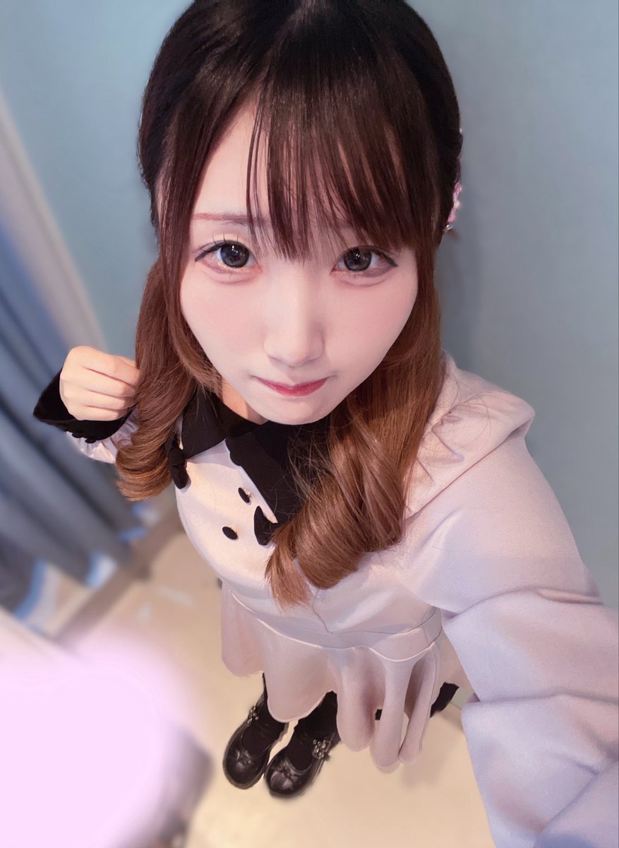 suzu_oshiten's tweet photo. 目移りしたらゆるさないよ^._.^

#すすきの #札幌コンカフェ #コンカフェ嬢 #地雷系女子 https://t.co/dQktAqSkzV