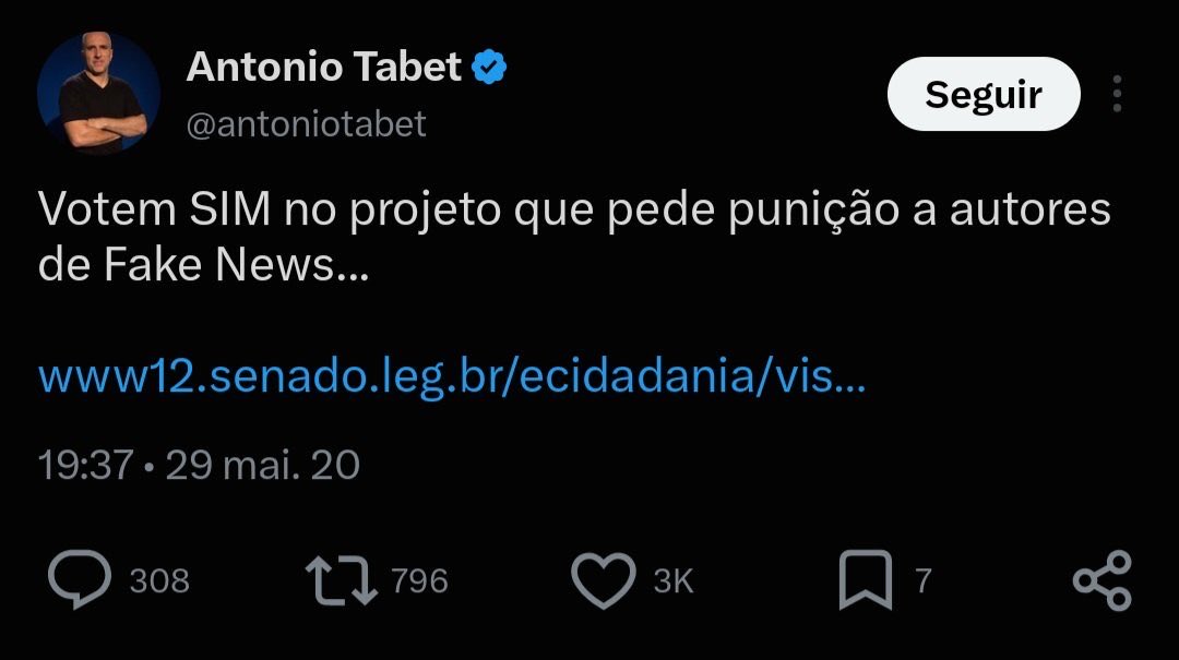 flaviogordon's tweet photo. Chupa, seu palhaço! https://t.co/B0hpHNoy40