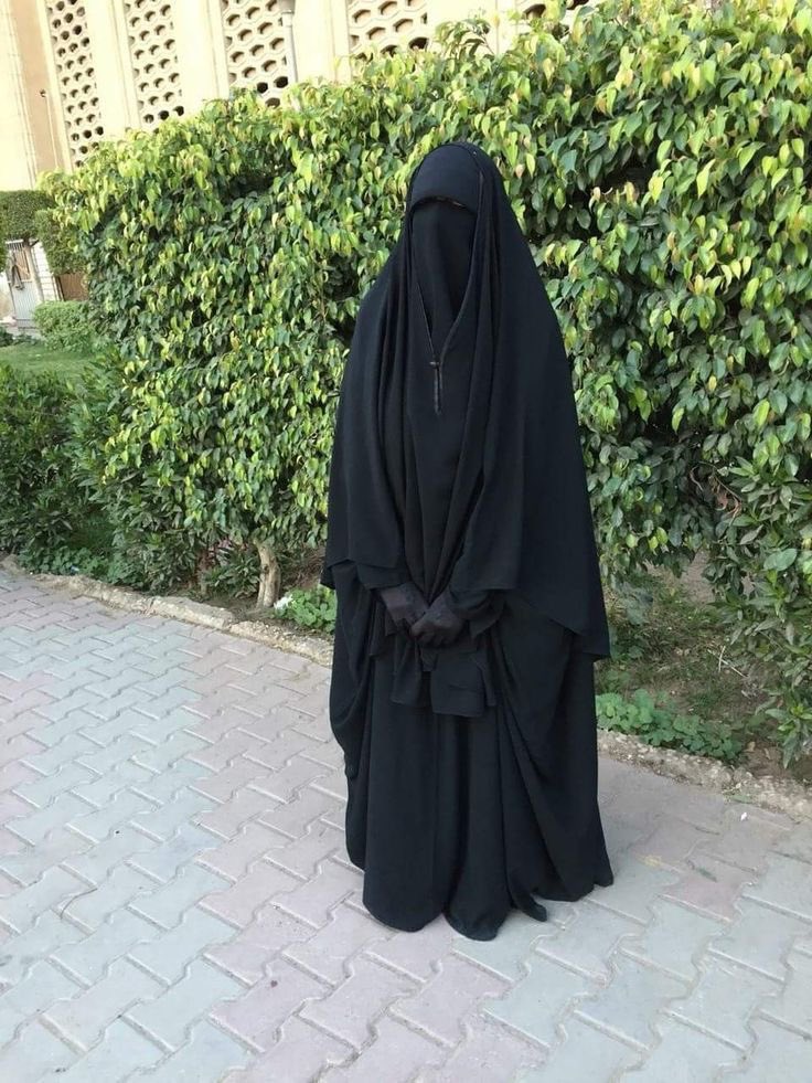 eeeriis's tweet photo. No difference between a Saudi woman and an Afghan woman
Her niqab is blue mine is black
Different colors, same lack of freedom
We both deserve the right to choose!
#٢٠٣٠_بلا_نقاب 
#no_more_Niqab https://t.co/VTtifY7cXw