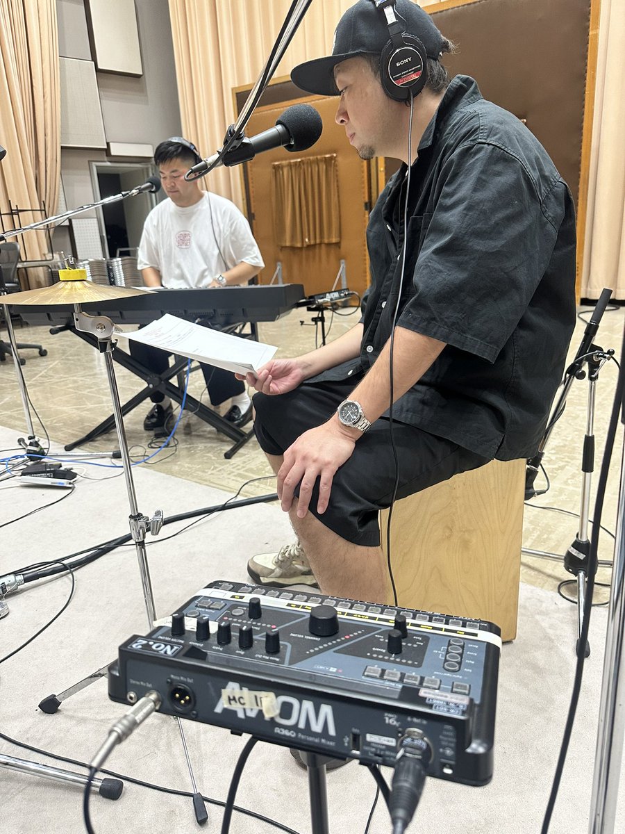 yuguchi_gbm's tweet photo. #ラジオマンジャック ありがとうございましたー🙌🙌

赤坂さん本当に素敵な方でした。
たくさん褒めていただいて感無量です🥹

続けてきてよかったね🥹

スタッフの皆さんもとても優しい方々でとてもやりやすかったです！

歌える幸せ噛み締めてー！！！ https://t.co/zx7ndQkqib
